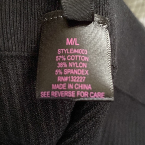 NWT 🌟FINAL PRICE🌟Joyce Leslie Black Stretch Leggings - Picture 4 of 5